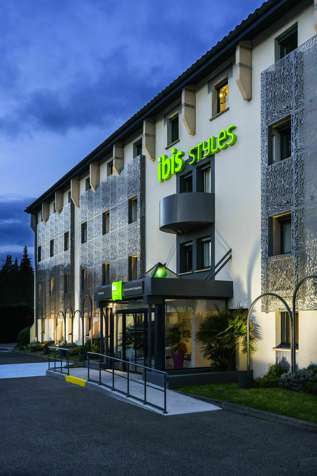 Ibis Styles Toulouse Nord Sesquieres 호텔 외부 사진